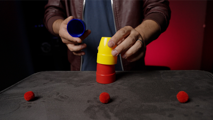 CUPS AND BALLS (Gimmicks and Instructions) by Apprentice Magic - Trick - Image 3