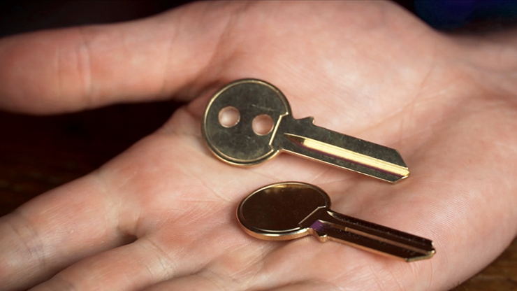 Keymaster Brass (Gimmicks and Online Instructions) by Craig Petty - Trick - Image 3